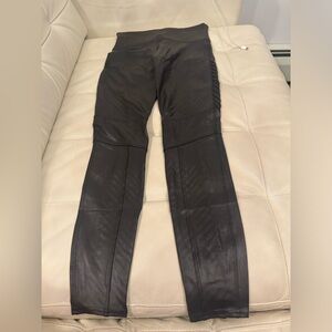 Spanx motto leggings